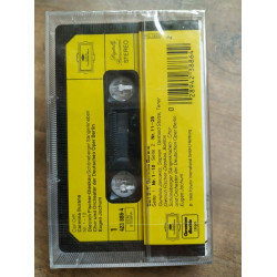Carmina burana Cassette audio k7 NEUVE SOUS BLISTER