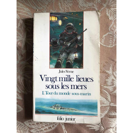 Vingt mille lieues sous les mers Vingt mille lieues sous les mers