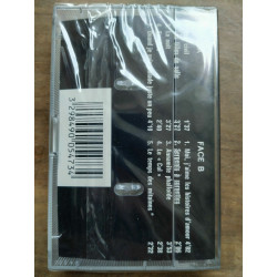 moi j'aime les histoires d'amour Cassette audio k7 NEUVE