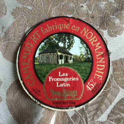 Camembert fabriqué en Normandie - Les Fromageries Lutin