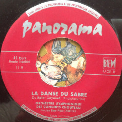 Sur Un Marché Persan / La Danse Du Sabre