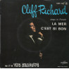 Sings In French