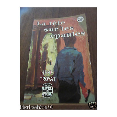 la tête sur les épaules