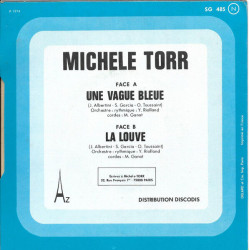 Une Vague Bleue • La Louve