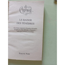 Le baiser des ténèbres