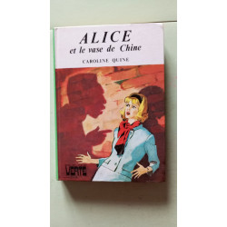 Alice et le vase de chine